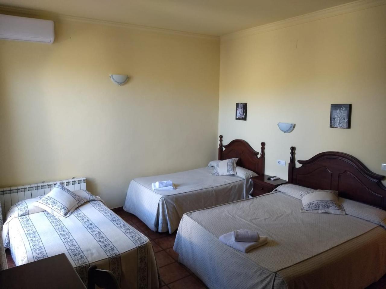 Hostal Nicol'S Ξενοδοχείο Luque Εξωτερικό φωτογραφία